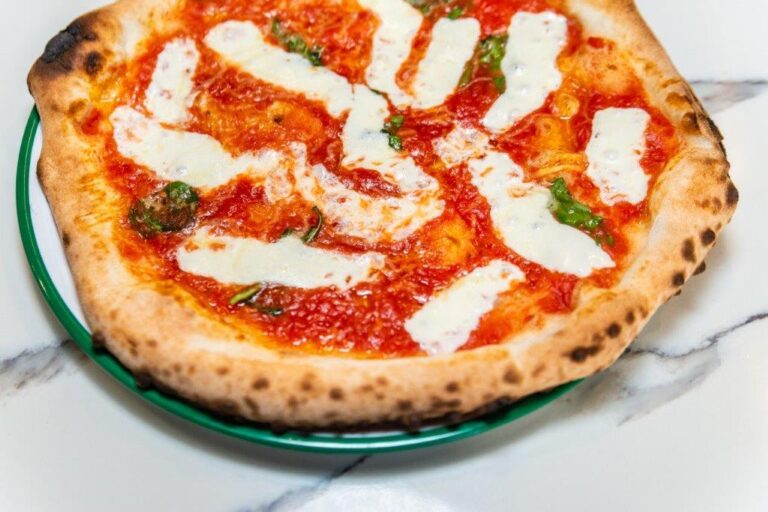 Flour Dust Pizza Home